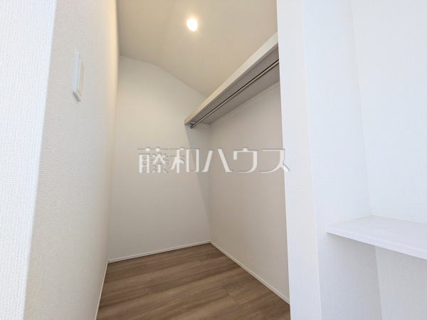 1号棟 ウォークインクローゼット 【西東京市向台町4丁目】 1号棟 ウォークインクローゼット 【西東京市向台町4丁目】