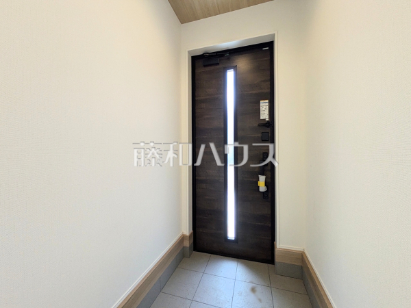 1号棟 玄関 【西東京市向台町4丁目】 1号棟 玄関 【西東京市向台町4丁目】