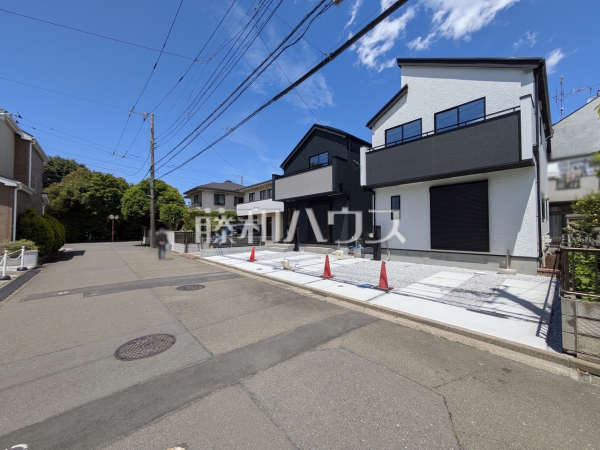 接道状況および現場風景 【西東京市向台町4丁目】 接道状況および現場風景 【西東京市向台町4丁目】