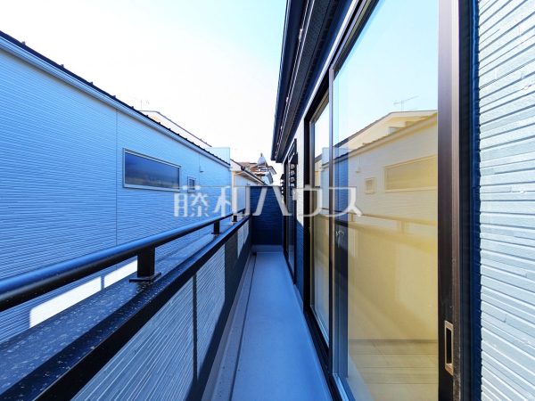 3号棟 バルコニー 【新座市畑中1丁目】 3号棟 バルコニー 【新座市畑中1丁目】