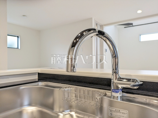 タッチレス水栓 【国分寺市本多4丁目】