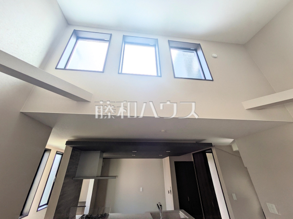 B号棟 リビング天井 【狛江市西野川2丁目】 B号棟 リビング天井 【狛江市西野川2丁目】