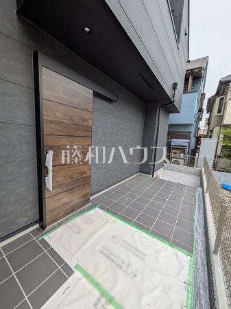 玄関 【狛江市西野川2丁目】 玄関 【狛江市西野川2丁目】