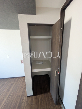 B号棟 収納 【狛江市西野川2丁目】 B号棟 収納 【狛江市西野川2丁目】