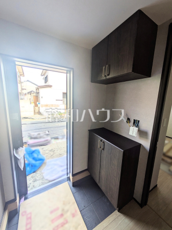 B号棟 玄関 【狛江市西野川2丁目】 B号棟 玄関 【狛江市西野川2丁目】