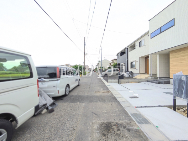 接道状況および現場風景 【岩倉市曽野町宮前】 接道状況および現場風景 【岩倉市曽野町宮前】