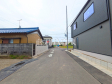 接道状況および現場風景 【岩倉市曽野町宮前】 接道状況および現場風景 【岩倉市曽野町宮前】