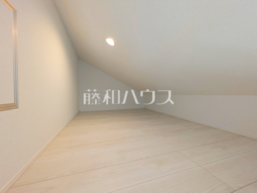 ロフト 【三鷹市中原4丁目】