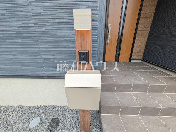 2号棟 インターフォン・郵便受け 【春日井市坂下町4丁目】 2号棟 インターフォン・郵便受け 【春日井市坂下町4丁目】
