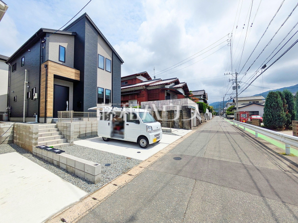 接道状況および現場風景 【福岡市城南区樋井川6丁目】 接道状況および現場風景 【福岡市城南区樋井川6丁目】