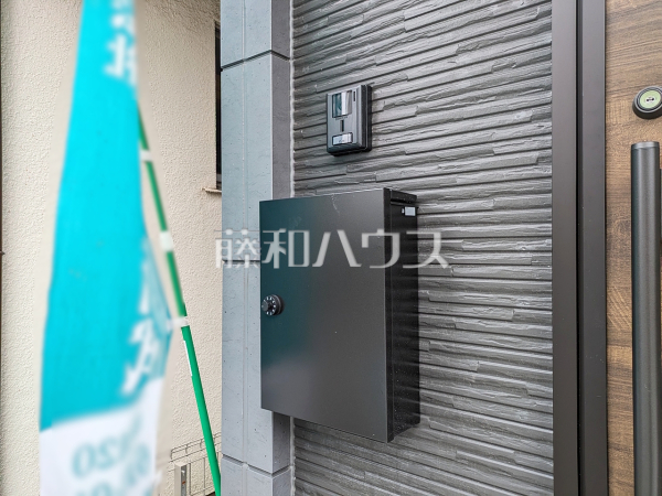 TVモニター付きインターホン・郵便ポスト 【新座市栗原5丁目】 TVモニター付きインターホン・郵便ポスト 【新座市栗原5丁目】