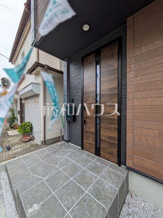 玄関 【新座市栗原5丁目】 玄関 【新座市栗原5丁目】