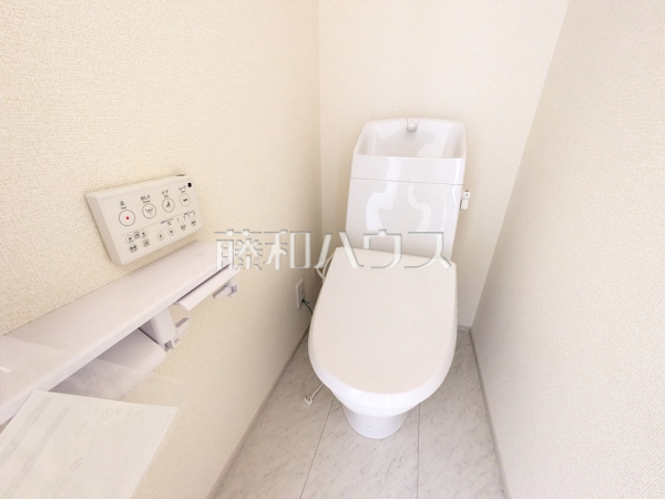 トイレ 【富士見市渡戸2丁目】 トイレ 【富士見市渡戸2丁目】