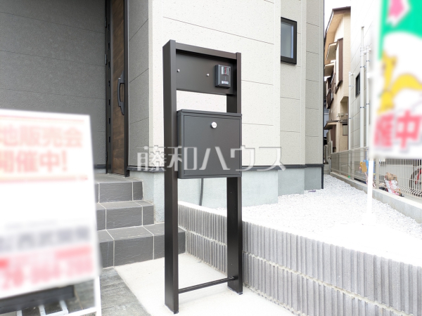 TVモニター付きインターホン・郵便ポスト 【富士見市渡戸2丁目】 TVモニター付きインターホン・郵便ポスト 【富士見市渡戸2丁目】