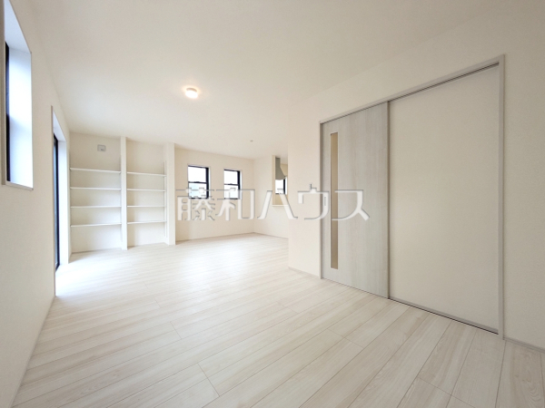 リビング 【富士見市渡戸2丁目】 リビング 【富士見市渡戸2丁目】