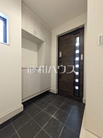 玄関ホール 【富士見市渡戸2丁目】 玄関ホール 【富士見市渡戸2丁目】