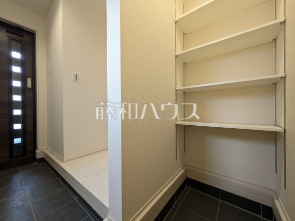 玄関収納 【富士見市渡戸2丁目】 玄関収納 【富士見市渡戸2丁目】