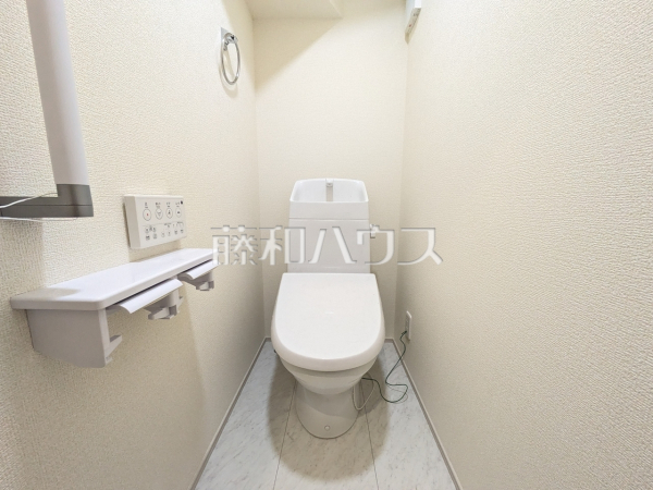 トイレ 【富士見市渡戸2丁目】 トイレ 【富士見市渡戸2丁目】