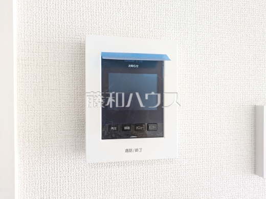 1号棟 TVモニター付インターホン 【東村山市恩多町1丁目】 防犯に役立つTVモニター付インターホン