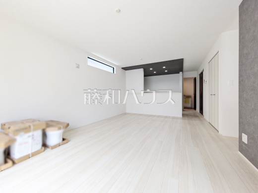 1号棟 リビング 【東村山市恩多町1丁目】