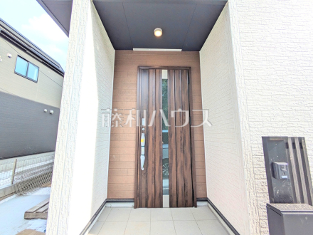 4号棟 玄関 【東村山市恩多町1丁目】/撮影日2026/08/09