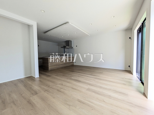 3号棟 リビング 【日野市西平山3丁目】