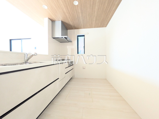 8号棟 キッチン 【新座市池田4丁目】