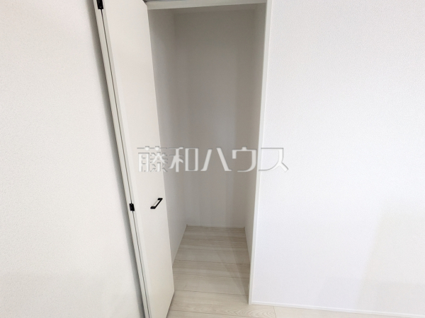 3号棟 パントリー 【北名古屋市六ツ師宮西】 3号棟 パントリー 【北名古屋市六ツ師宮西】