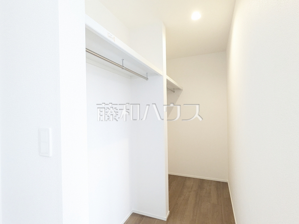2号棟 ウォークインクローゼット 【日野市多摩平7丁目】 2号棟 ウォークインクローゼット 【日野市多摩平7丁目】