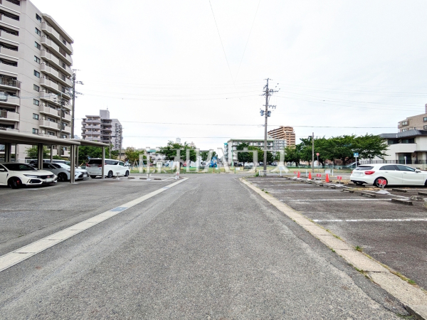 接道状況および現場風景 【春日井市乙輪町1丁目】 接道状況および現場風景 【春日井市乙輪町1丁目】
