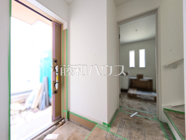 玄関(施工中) 【小平市たかの台】 玄関(施工中) 【小平市たかの台】