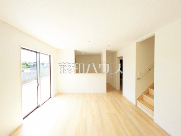 3号棟 リビング 【糸満市字座波】 3号棟 リビング 【糸満市字座波】