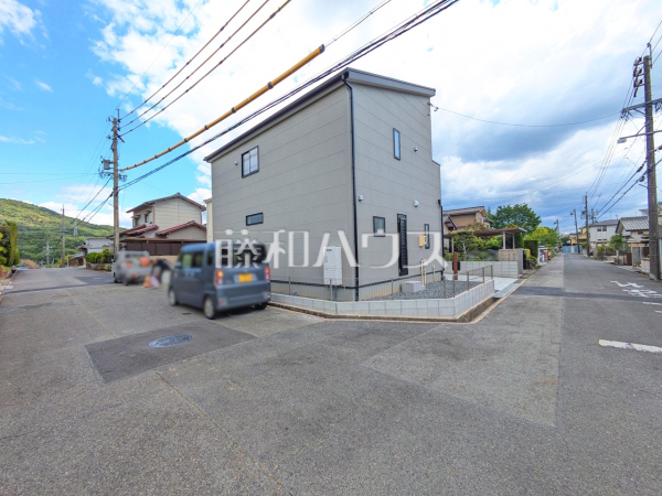 接道状況および現場風景 【春日井市高森台6丁目】 接道状況および現場風景 【春日井市高森台6丁目】