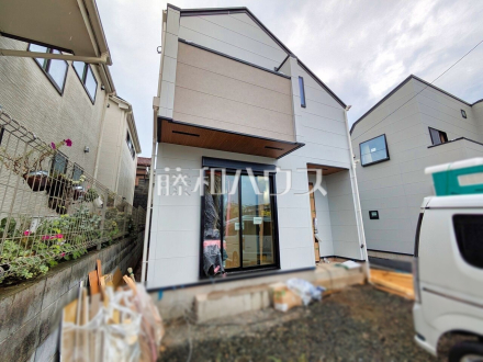 3号棟 外観 【日野市大坂上3丁目】生活に溶け込むシンプルなデザインの外観が魅力の新邸です。/撮影日2026/08/22