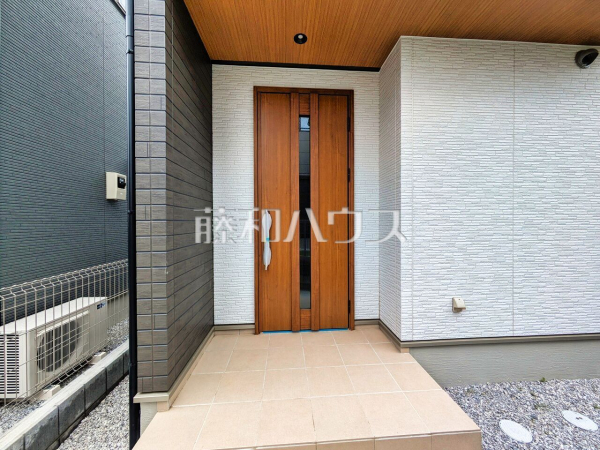 5号棟 玄関 【所沢市小手指南4丁目】 5号棟 玄関 【所沢市小手指南4丁目】