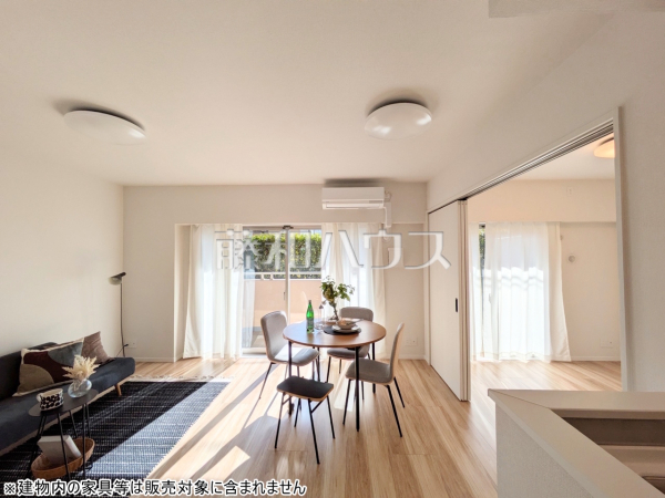 リビング 【メロディーハイム聖蹟桜ヶ丘】 リビング 【メロディーハイム聖蹟桜ヶ丘】