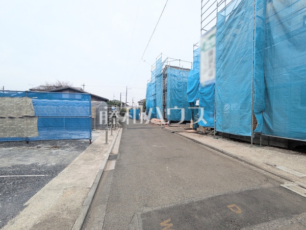 接道状況および現場風景 【狛江市中和泉5丁目】 接道状況および現場風景 【狛江市中和泉5丁目】