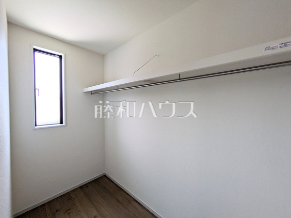 ウォークインクローゼット 【糟屋郡志免町志免2丁目】 ウォークインクローゼット 【糟屋郡志免町志免2丁目】