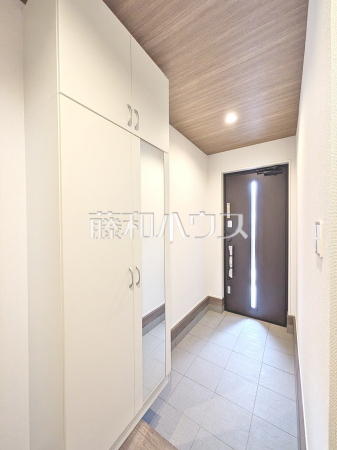 4号棟 内玄関 【朝霞市膝折町3丁目】 4号棟 内玄関 【朝霞市膝折町3丁目】