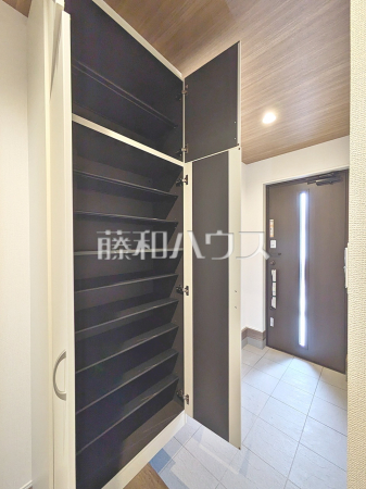 4号棟 収納 【朝霞市膝折町3丁目】 4号棟 収納 【朝霞市膝折町3丁目】