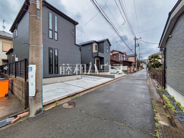接道状況および現場風景 【新座市西堀2丁目】 接道状況および現場風景 【新座市西堀2丁目】