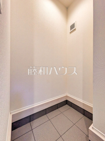 1号棟 シューズクローク 【新座市西堀2丁目】 1号棟 シューズクローク 【新座市西堀2丁目】