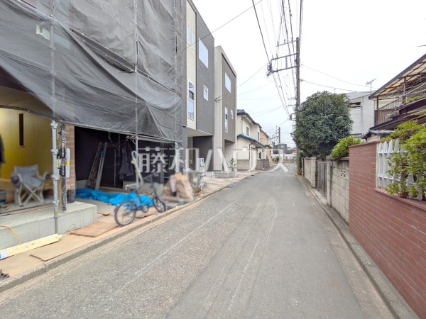 接道状況および現場風景 【朝霞市仲町1丁目】 接道状況および現場風景 【朝霞市仲町1丁目】