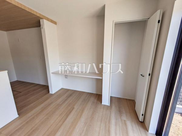 リビング 【東久留米市下里2丁目】 リビング 【東久留米市下里2丁目】
