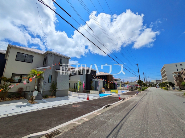 接道状況および現場風景 【うるま市字江洲】 接道状況および現場風景 【うるま市字江洲】