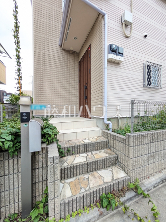 玄関 【新座市畑中3丁目】 玄関 【新座市畑中3丁目】