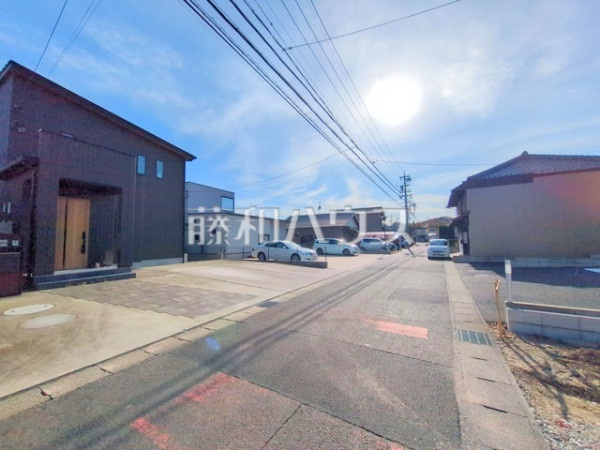 接道状況および現場風景 【春日井市坂下町2丁目】 接道状況および現場風景 【春日井市坂下町2丁目】