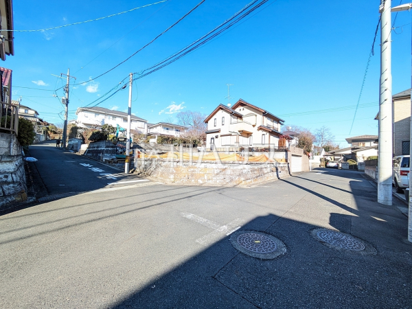 接道状況および現場風景 【八王子市長房町】 接道状況および現場風景 【八王子市長房町】
