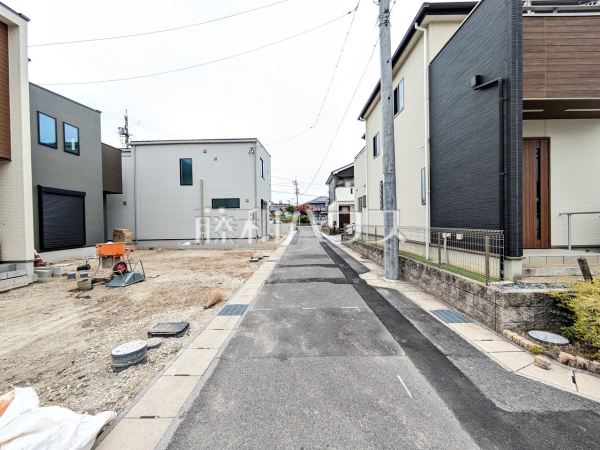 接道状況および現場風景 【春日井市上条町5丁目】 接道状況および現場風景 【春日井市上条町5丁目】