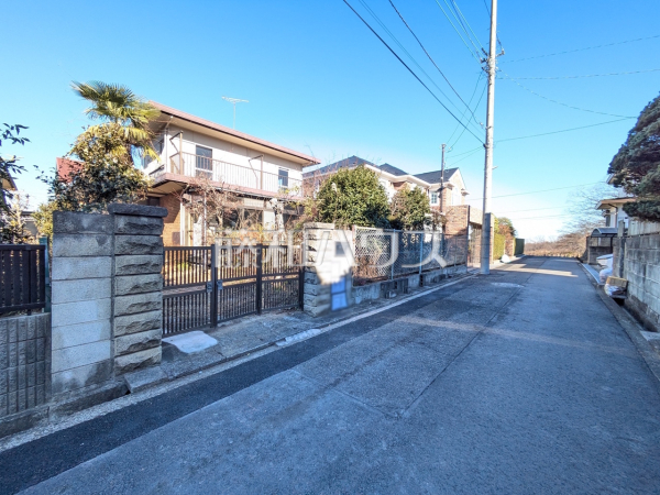 接道状況および現場風景 【八王子市絹ケ丘1丁目】 接道状況および現場風景 【八王子市絹ケ丘1丁目】